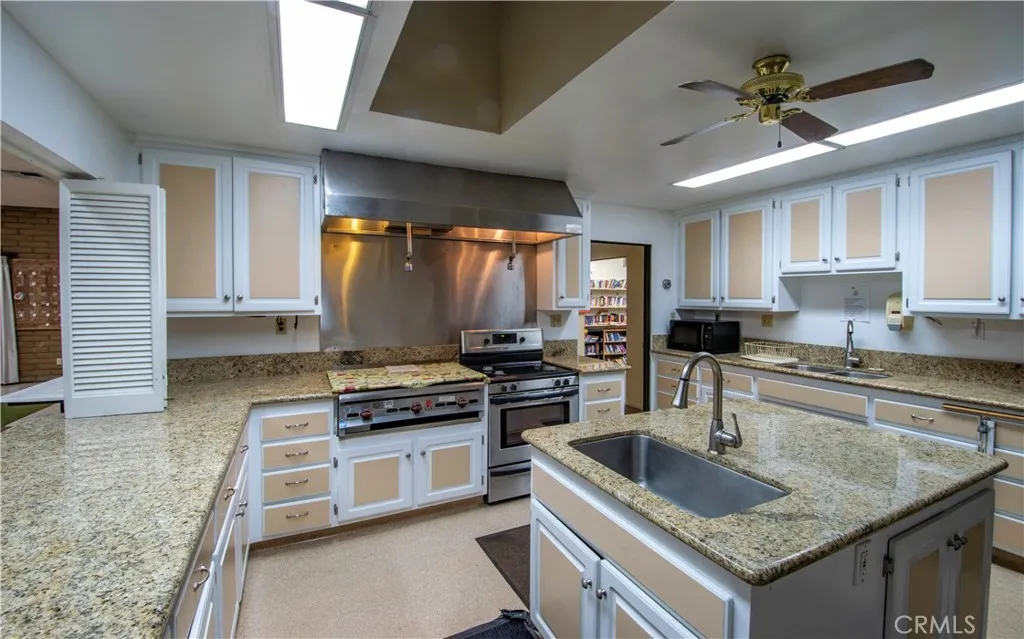 Clubhouse Kitchen Clubhouse Kitchen