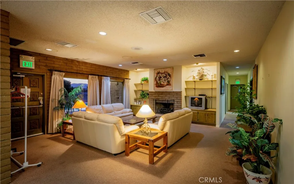 Clubhouse Clubhouse