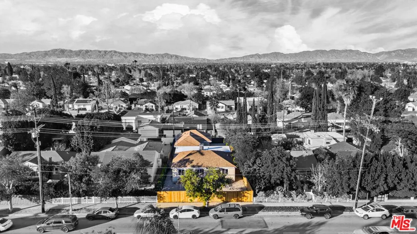 Beautiful Encino Location