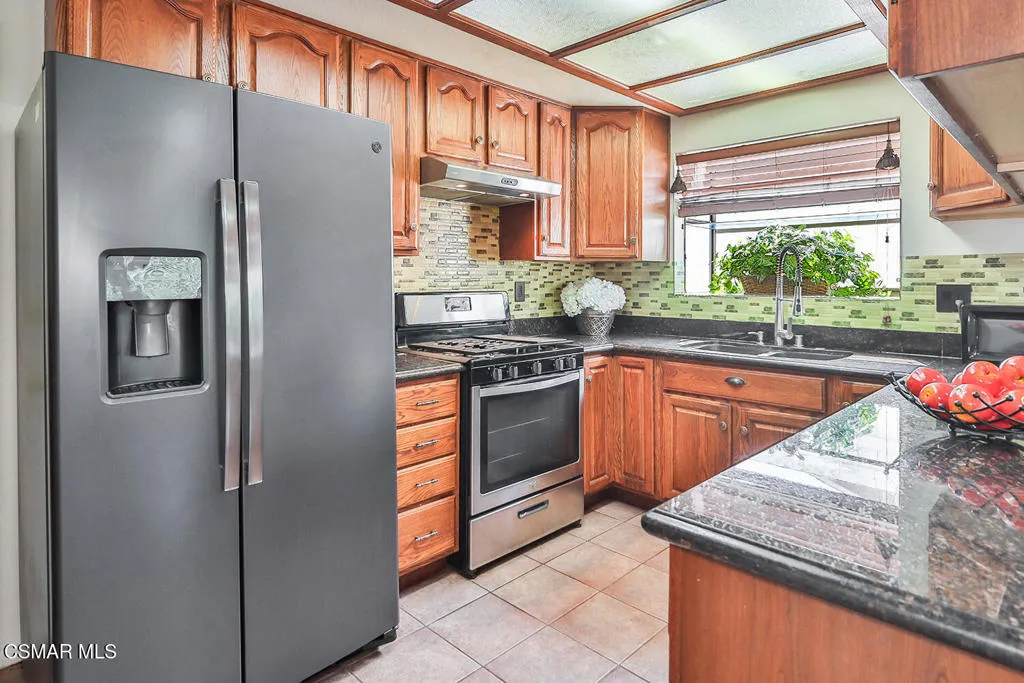 cKitchen2 cKitchen2