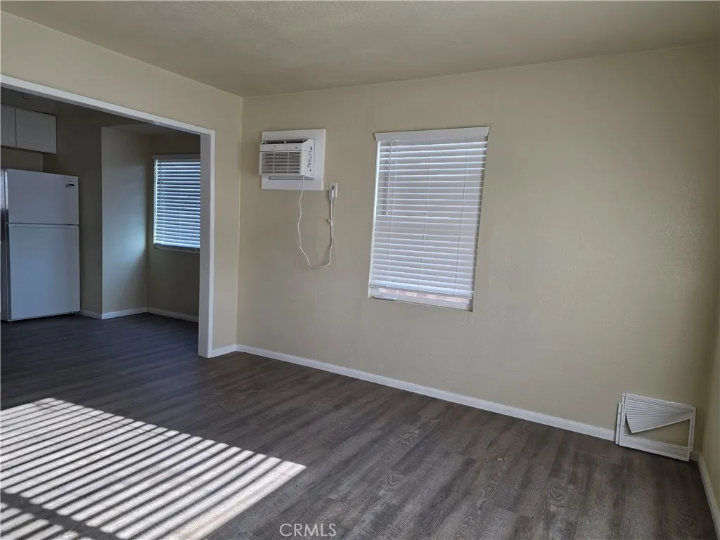 B living room entray