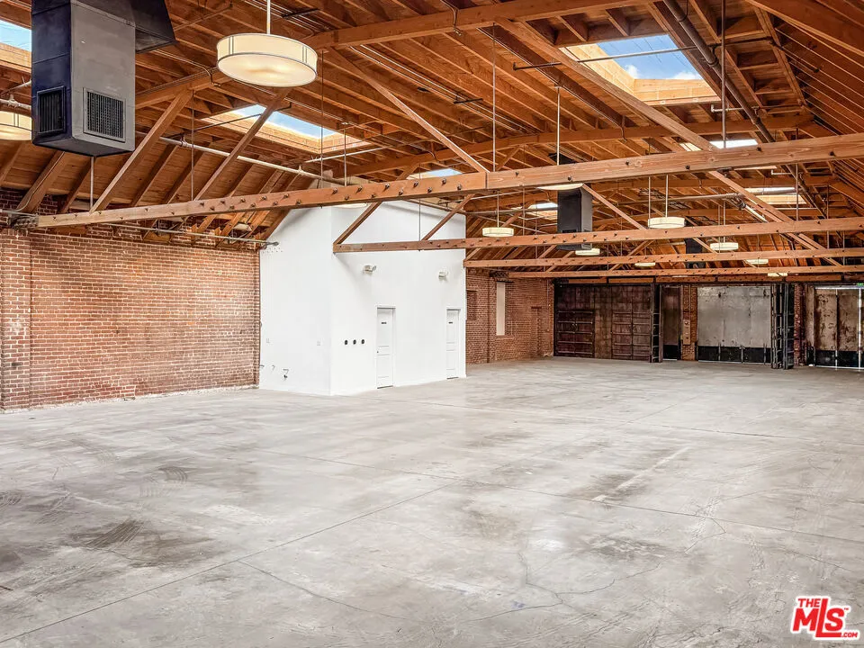 3841 Broadway Place, Los Angeles, California 90037 — photo 5