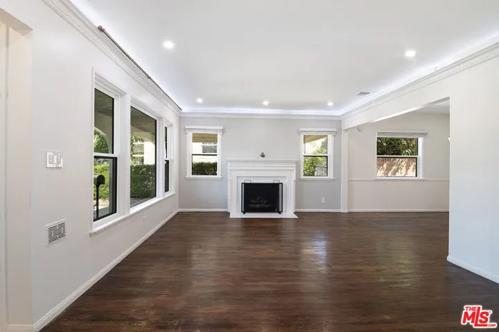 414 University Avenue, Burbank, California 91504 — photo 5
