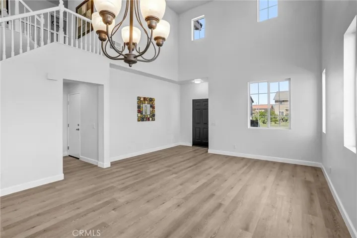 14731 Hondo, Victorville, California 92394 — photo 4