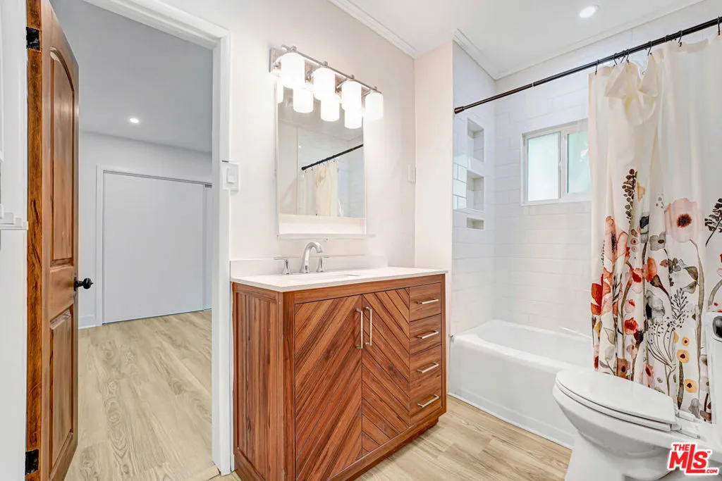 Bathroom Bathroom