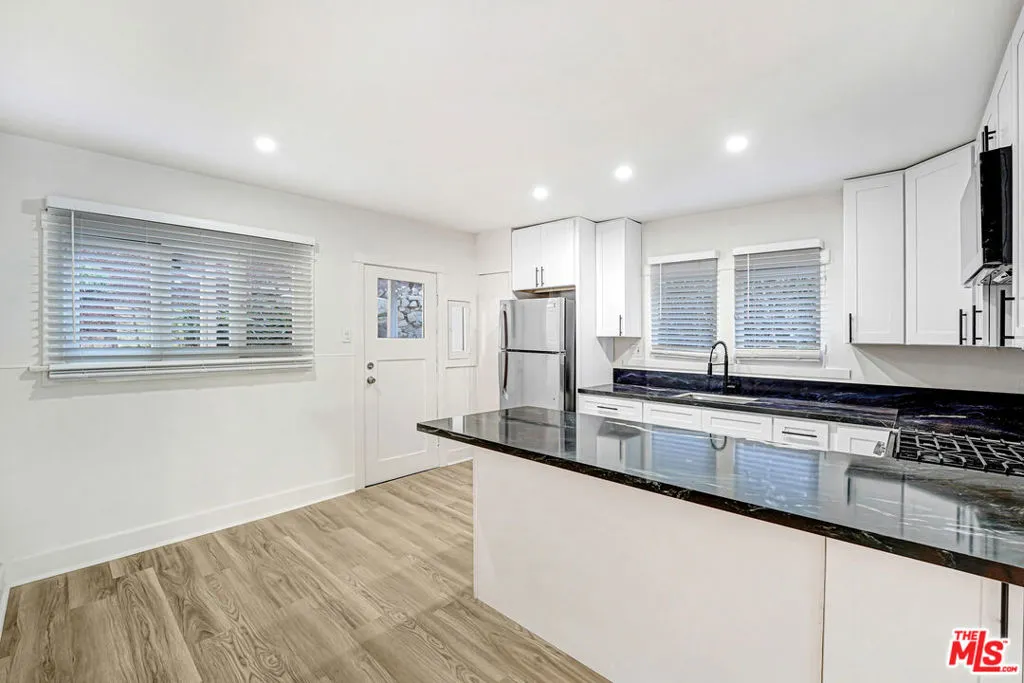 316 Crane Boulevard, Los Angeles, California 90065 — photo 4
