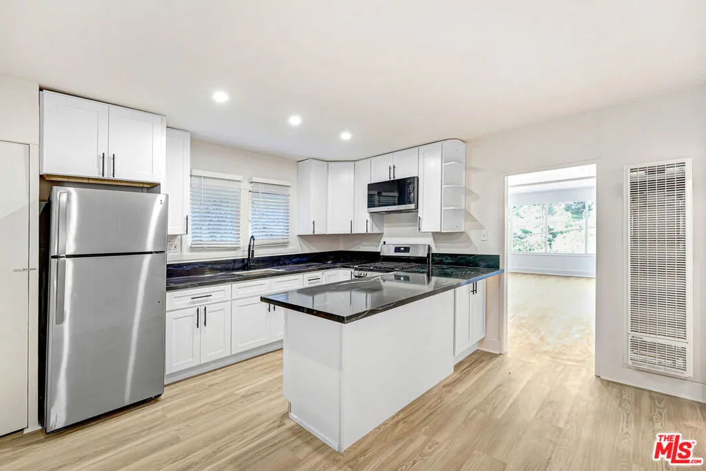 316 Crane Boulevard, Los Angeles, California 90065 — photo 5