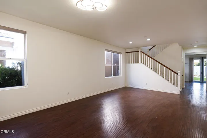 778 Entrada Dr-4