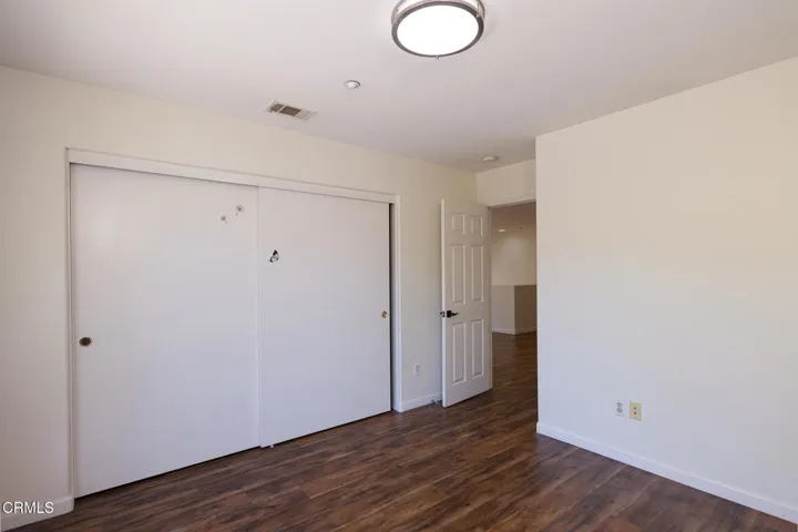 778 Entrada Dr-23