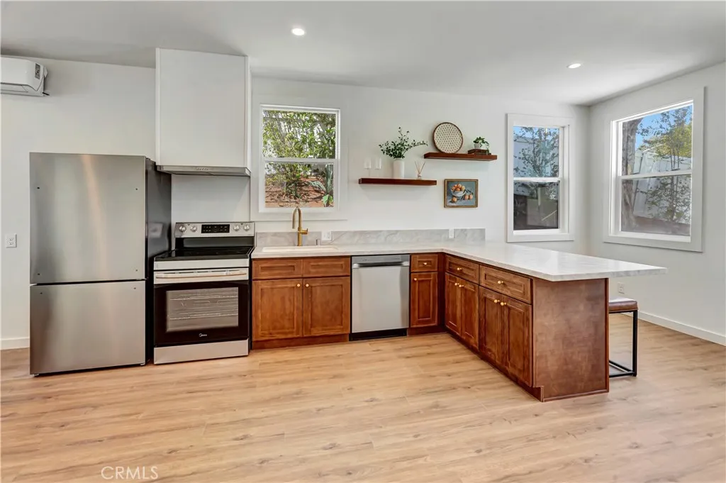 1307 B Domador, San Clemente, California 92673 — photo 4