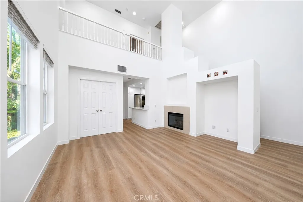 140 Talmadge, Irvine, California 92602 — photo 4