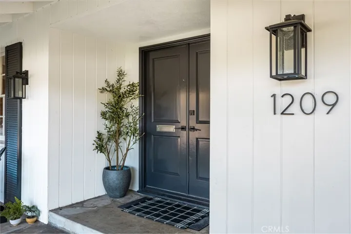 1209 E Walnut, Orange, California 92867 — photo 5