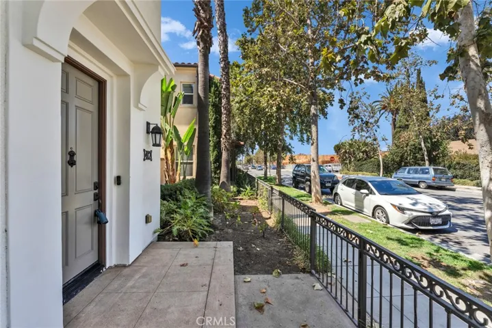 412 E Santa Ana, Anaheim, California 92805 — photo 5