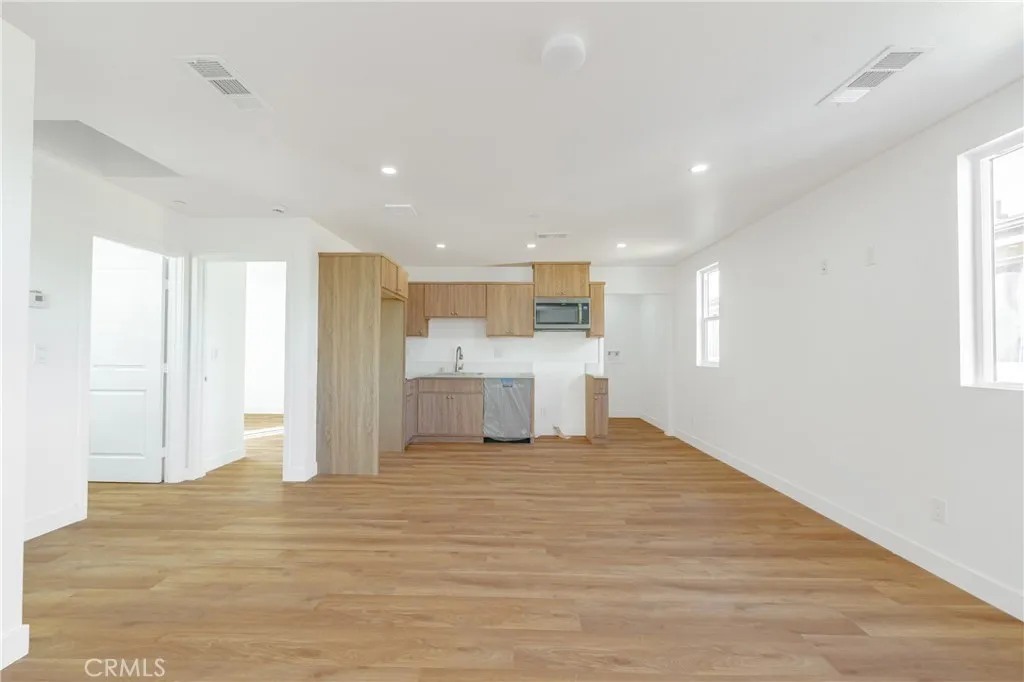 1187 E 59th Place, Los Angeles, California 90001 — photo 4