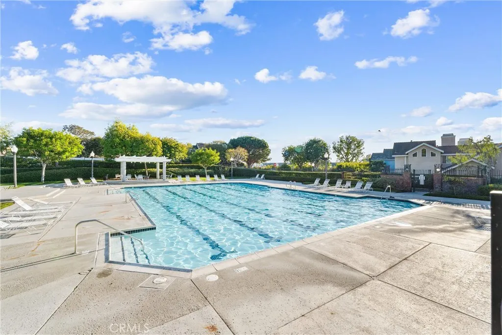 Community Amenities Community Amenities