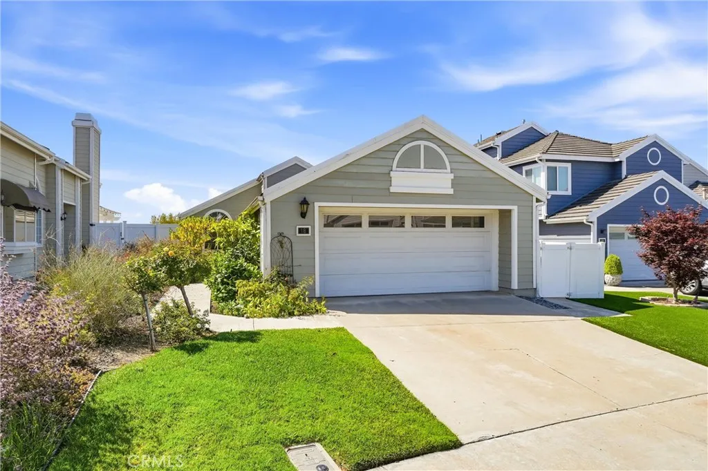 Bright and open single level floor plan Bright and open single level floor plan