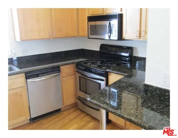1327 14th Street 5, Santa Monica, California 90404 — photo 4