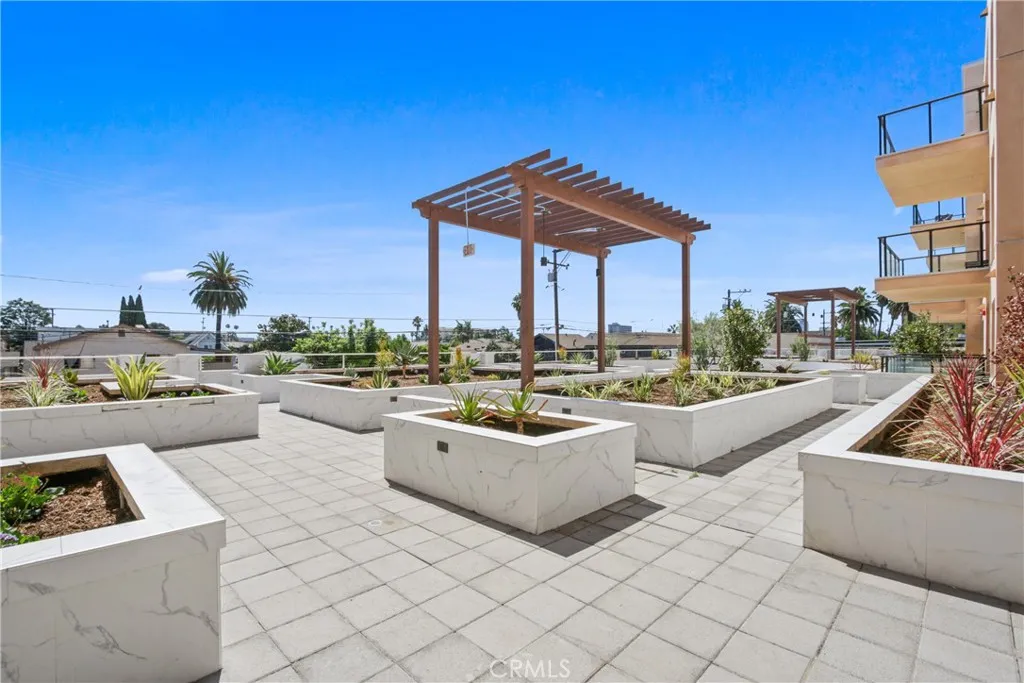 Inner Courtyard Common Area