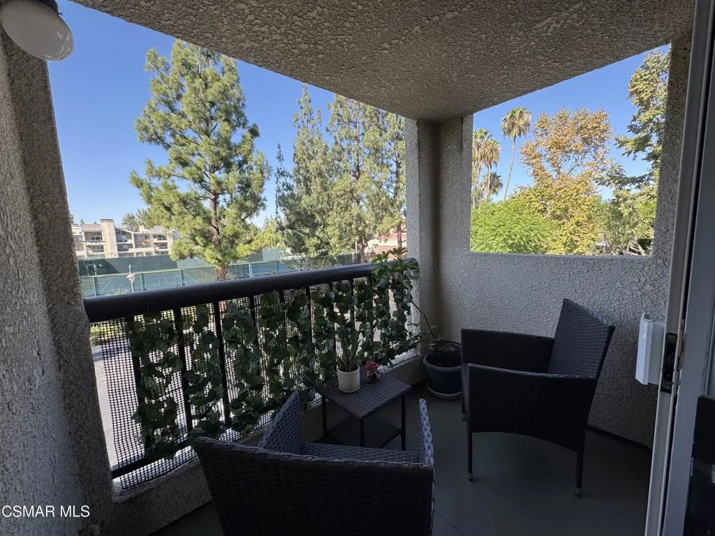 balcony_new