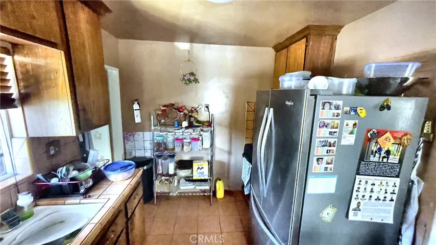 2453 Easy, Long Beach, California 90810 — photo 5