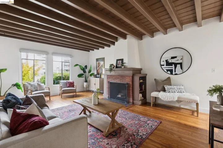 208 Lee St, Oakland, California 94610 — photo 5