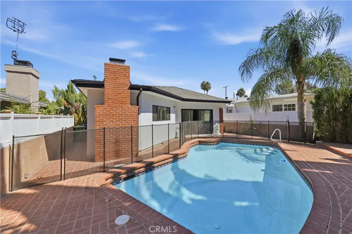 5527 Beckford Avenue, Tarzana, California 91356 — photo 4