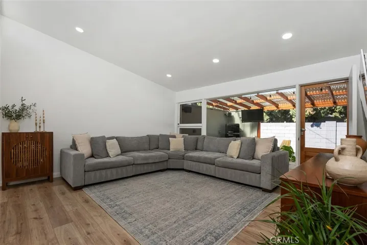 9925 Rutland Avenue, Whittier, California 90605 — photo 5