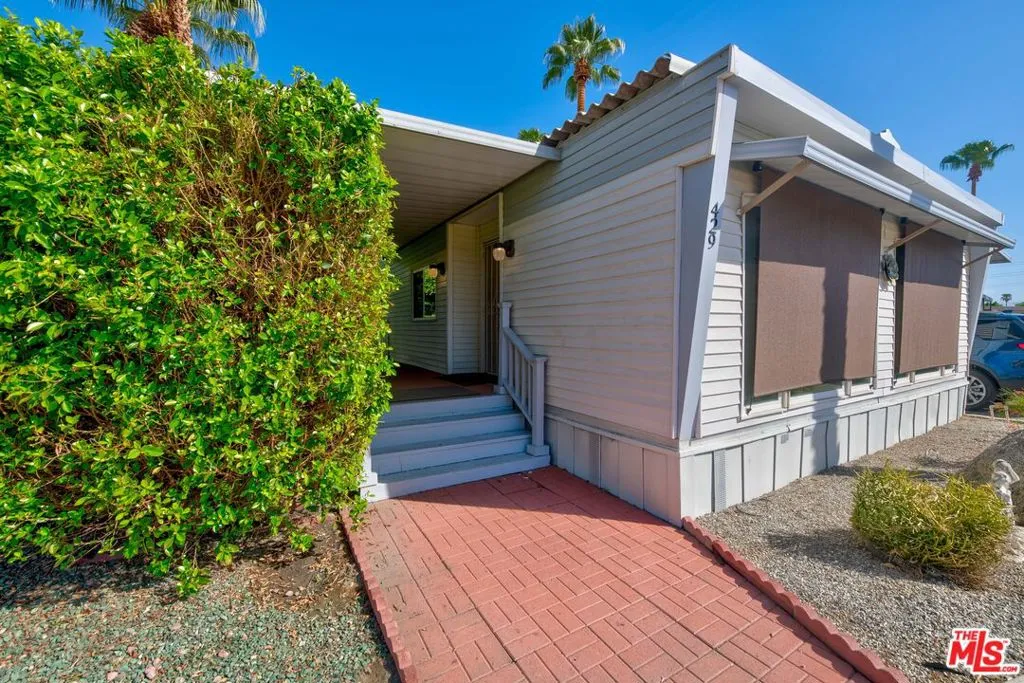 Steps to front porch