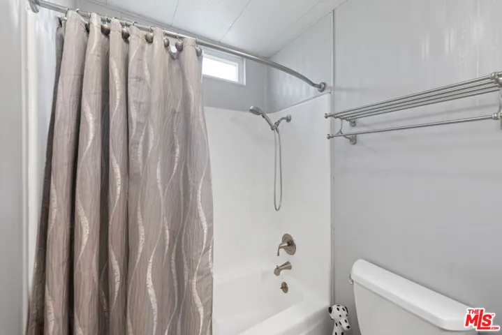 2nd bathroom