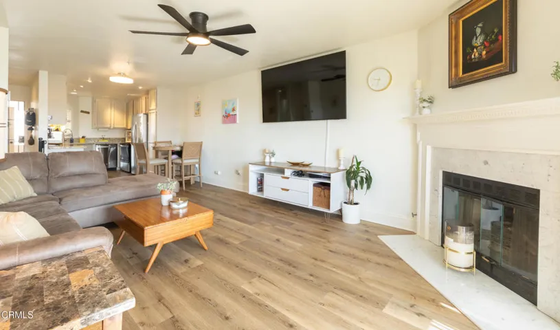 2713 Antonio Drive 203, Camarillo, California 93010 — photo 5
