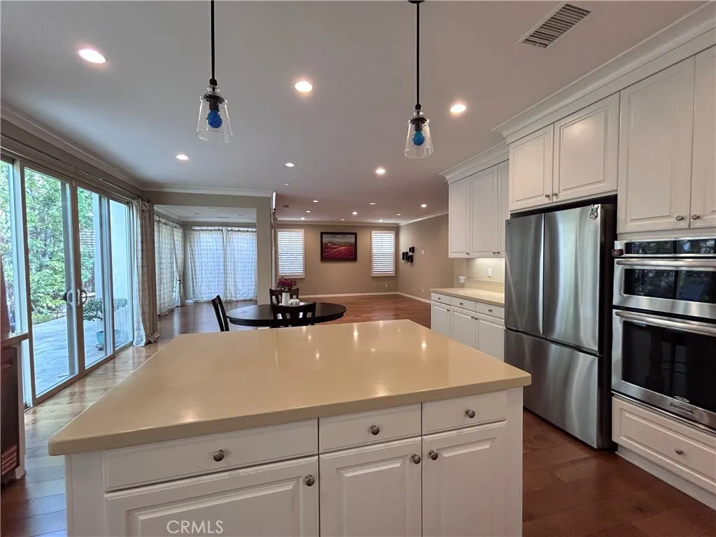 63 Elmdale, Irvine, California 92620 — photo 5