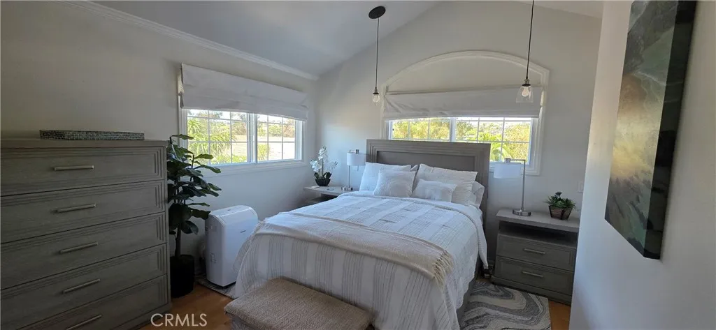 2nd New Queen bedroom set with hill views
