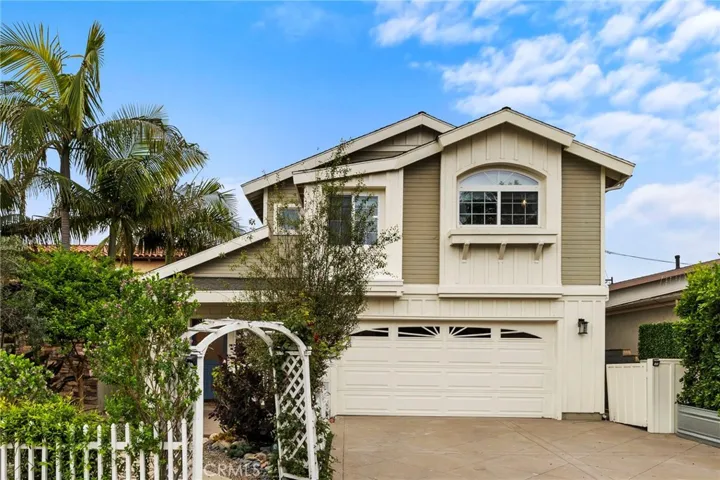 Craftsman Custom Modern Amenities, 3 BR 3 BA + Officee