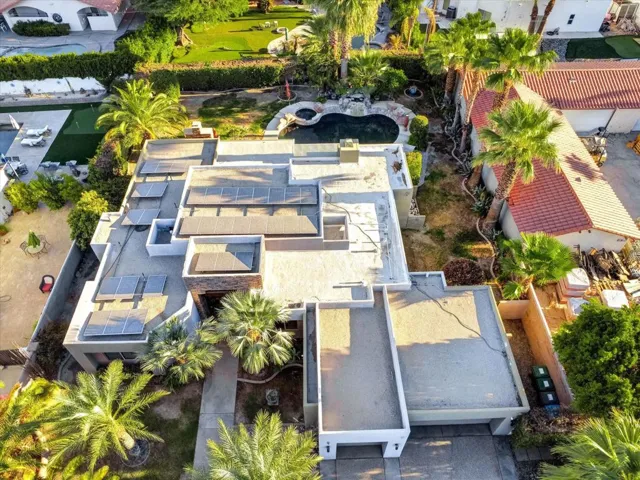 82-78515 Avenida Ultimo-82