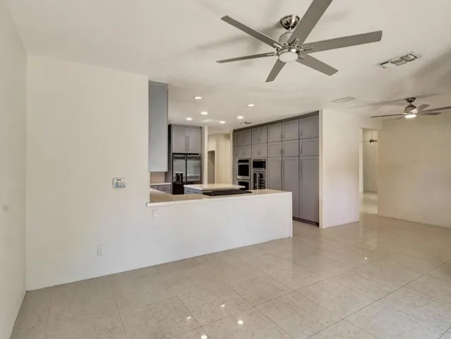 28-78515 Avenida Ultimo-28