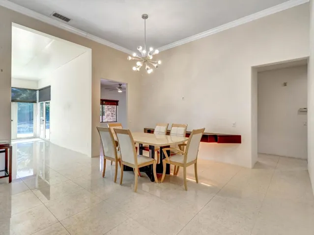 15-78515 Avenida Ultimo-15