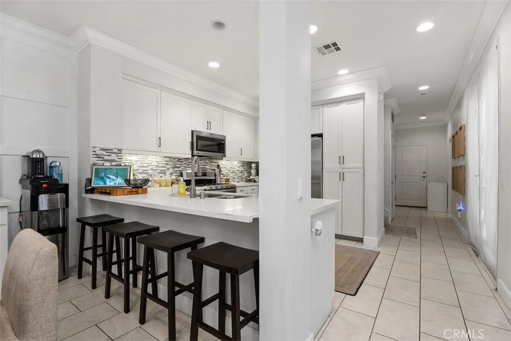 Kitchen eating bar Kitchen eating bar