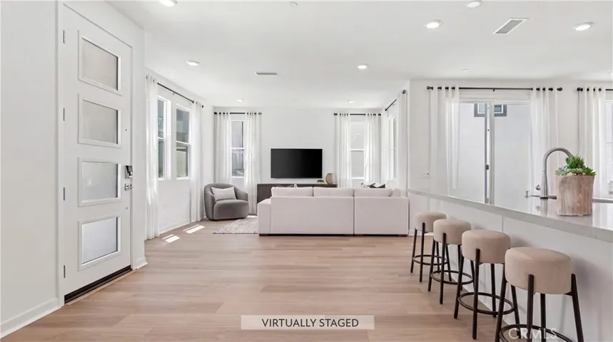 27322 Bear Paw Lane, Valencia, California 91355 — photo 5