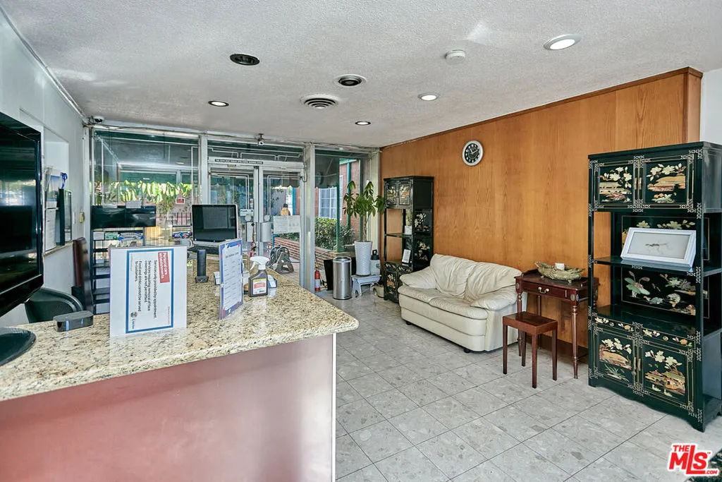 2551 Beverly Boulevard, Los Angeles, California 90057 — photo 5