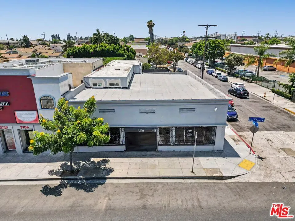 3700 E Cesar E Chavez Ave