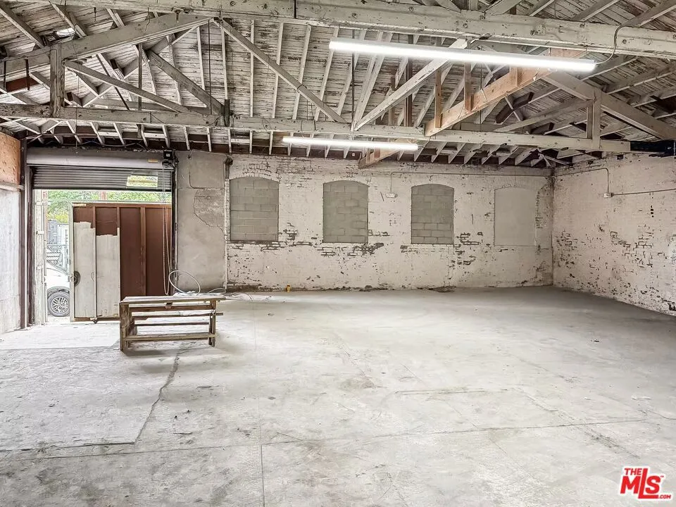 1314 James M Wood Boulevard, Los Angeles, California 90015 — photo 4