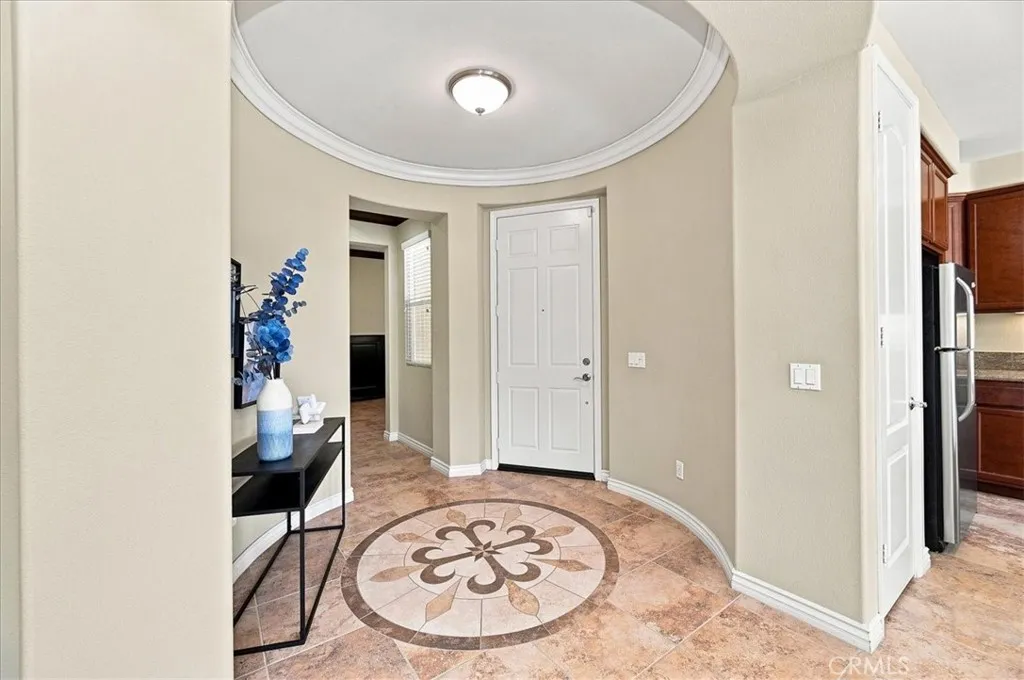 8879 Cuyamaca, Corona, California 92883 — photo 4