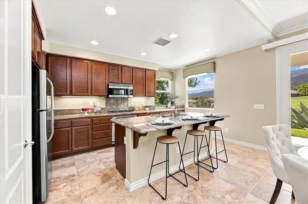 8879 Cuyamaca, Corona, California 92883 — photo 5