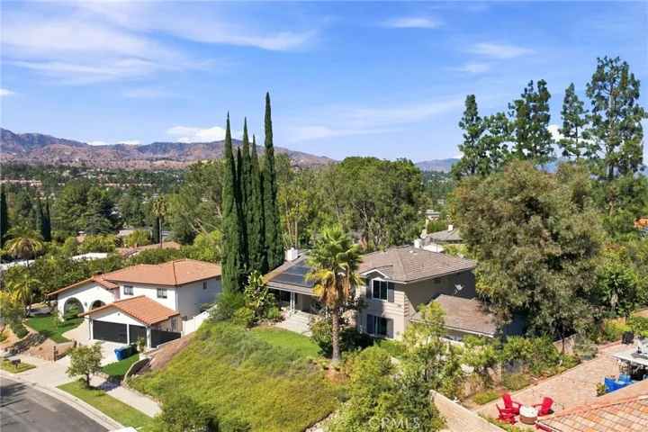 10640 Sylvia Ave, Los Angeles, California 91326 — photo 4