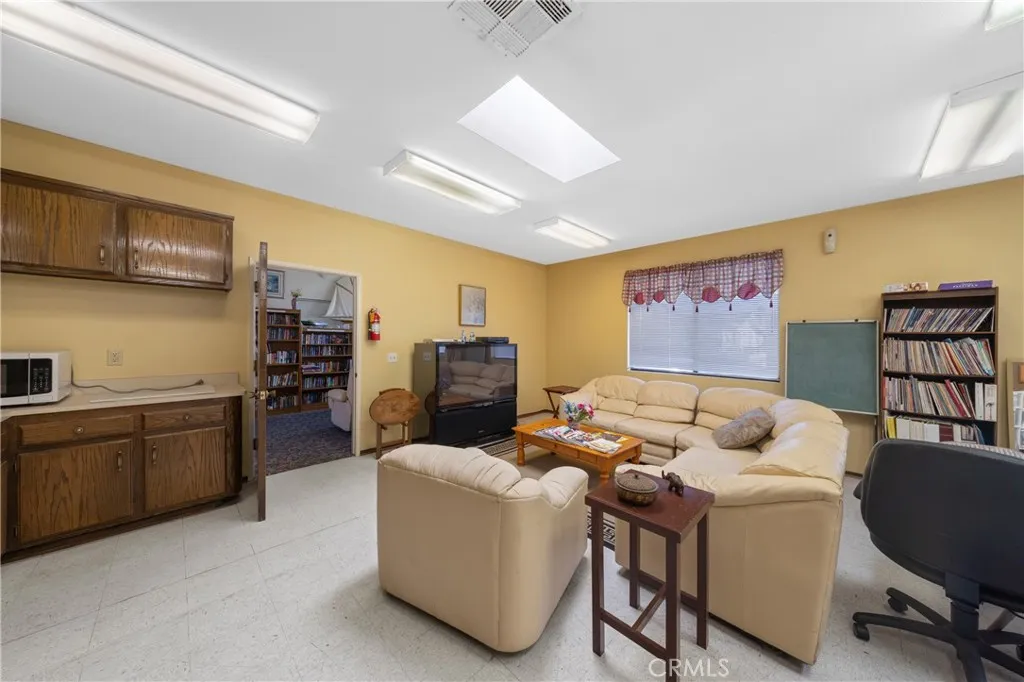 Clubhouse Clubhouse