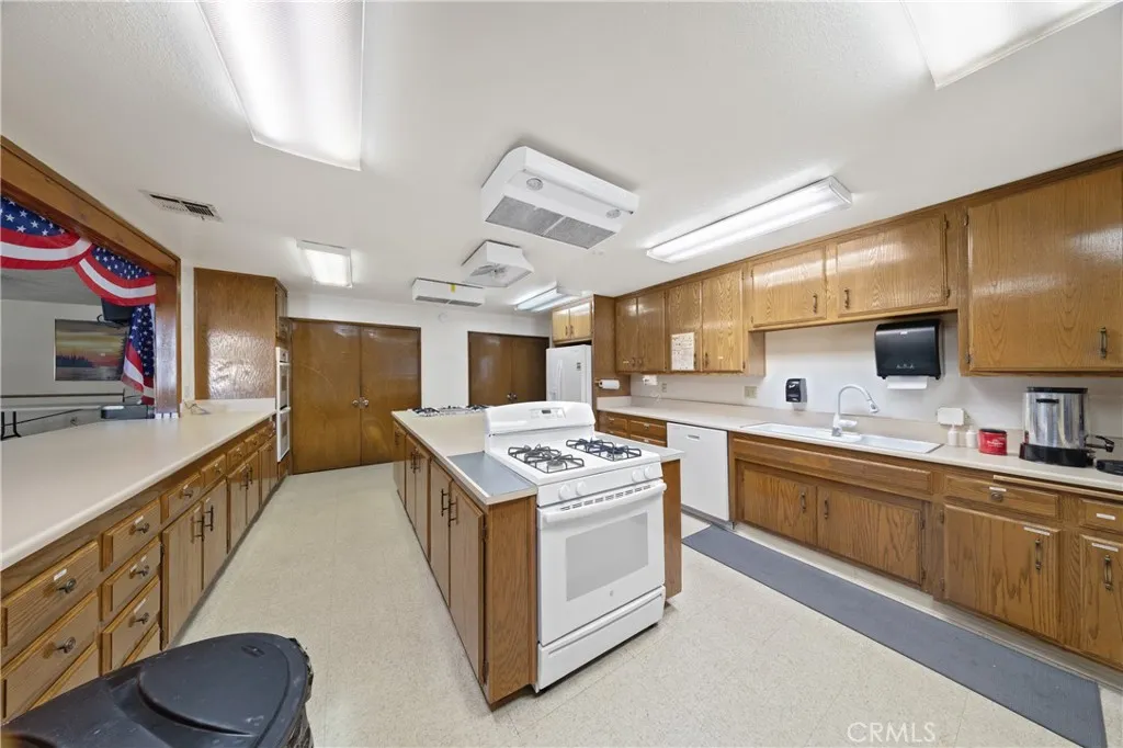 Clubhouse Kitchen Clubhouse Kitchen