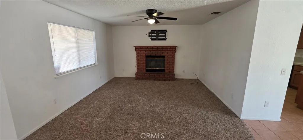 18375 Westlawn, Hesperia, California 92345 — photo 4