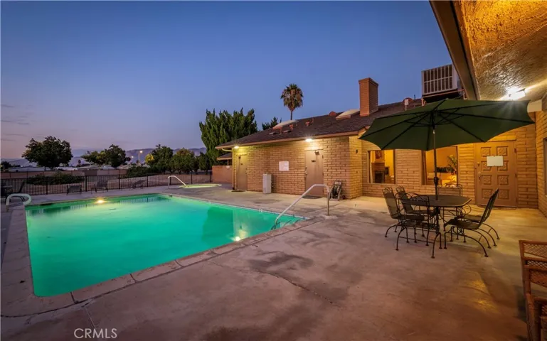 Clubhouse Pool