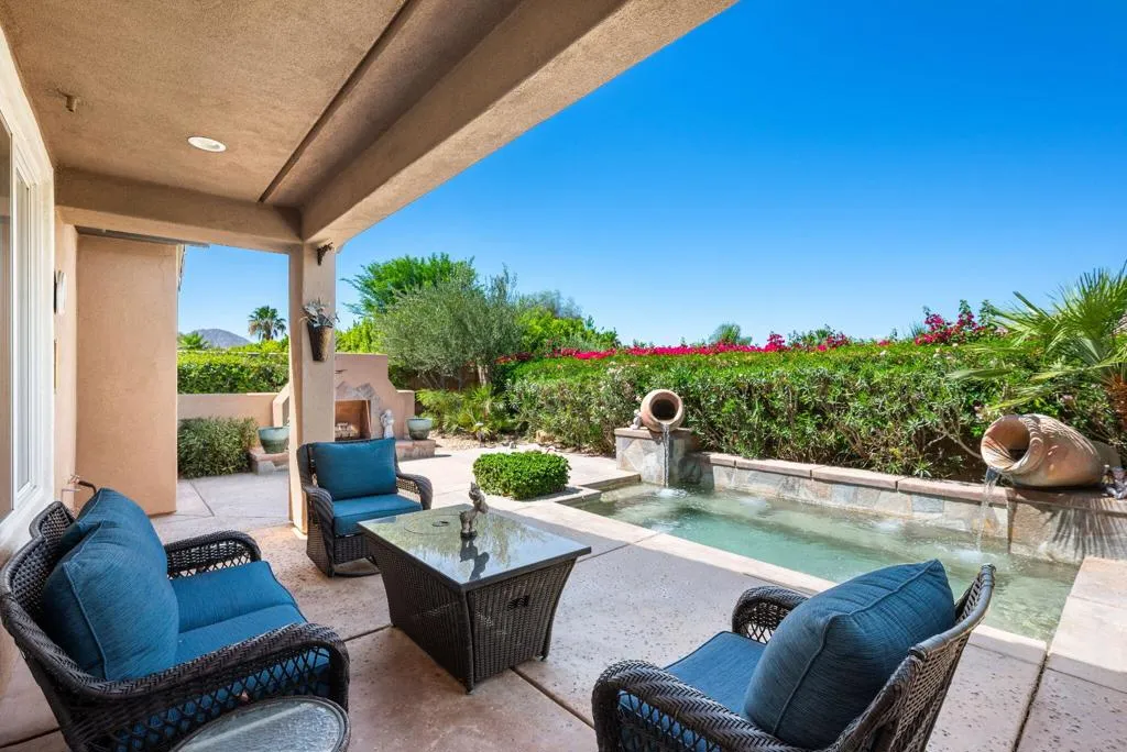 15-web-or-mls-JMRedRock_OPMG_0626_015 15-web-or-mls-JMRedRock_OPMG_0626_015