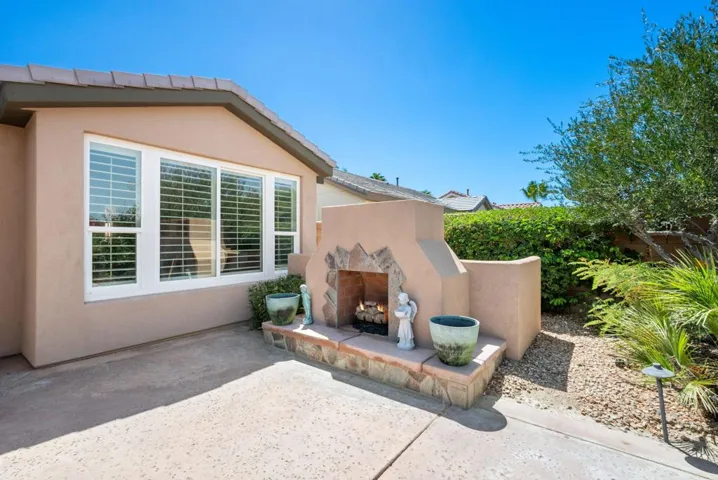 23-web-or-mls-JMRedRock_OPMG_0626_023